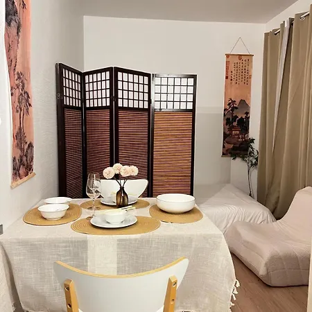 Hana House * Париж